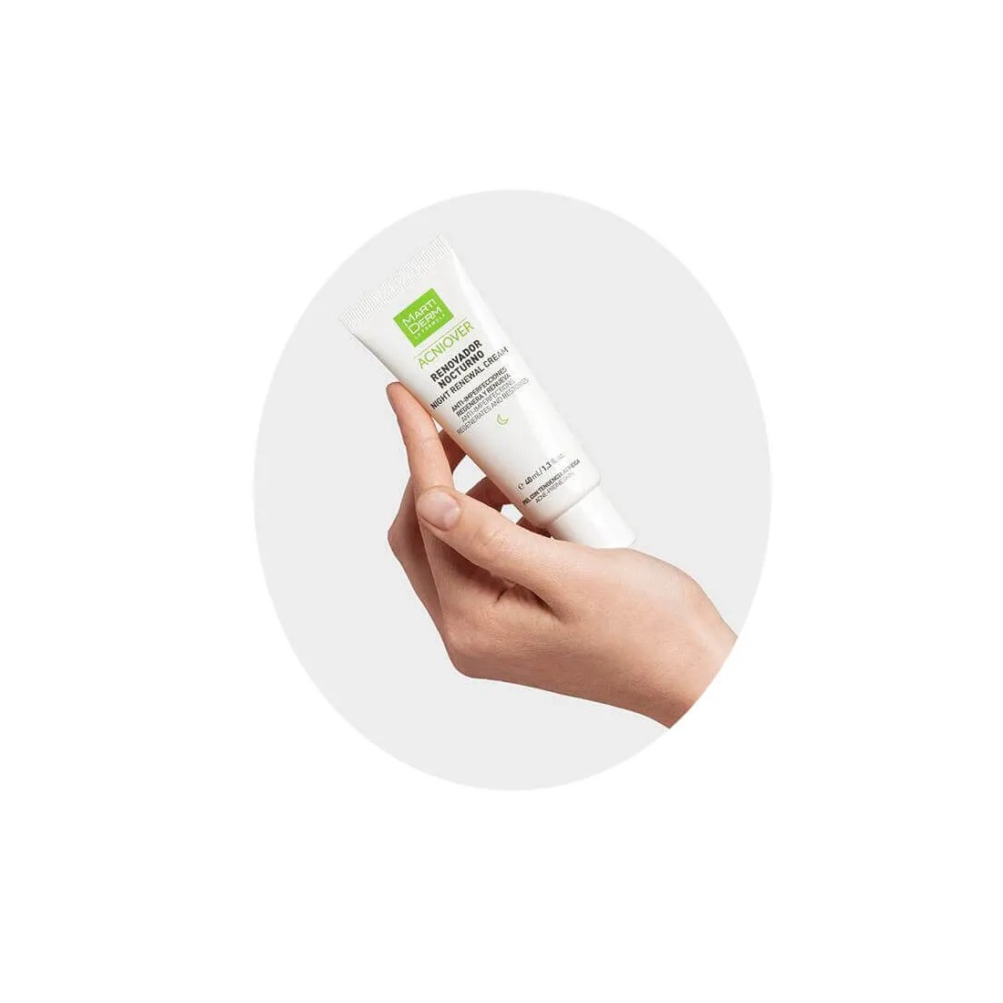 MartiDerm Acniover renovador nocturno 40 ml tamaño
