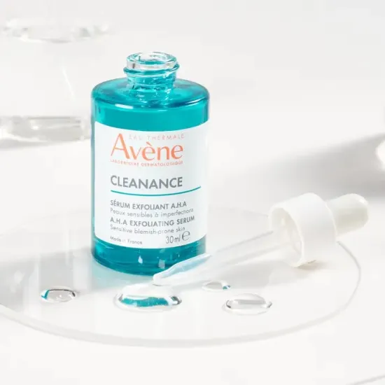 Avene Cleanance Sérum Exfoliante AHA 30 Ml textura