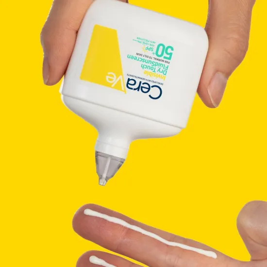 CeraVe Fluido Protector Invisible Oil Control SPF50+ 50 Ml cantidad