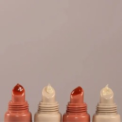 Two Poles Lip Hero Balm 15ml texturas